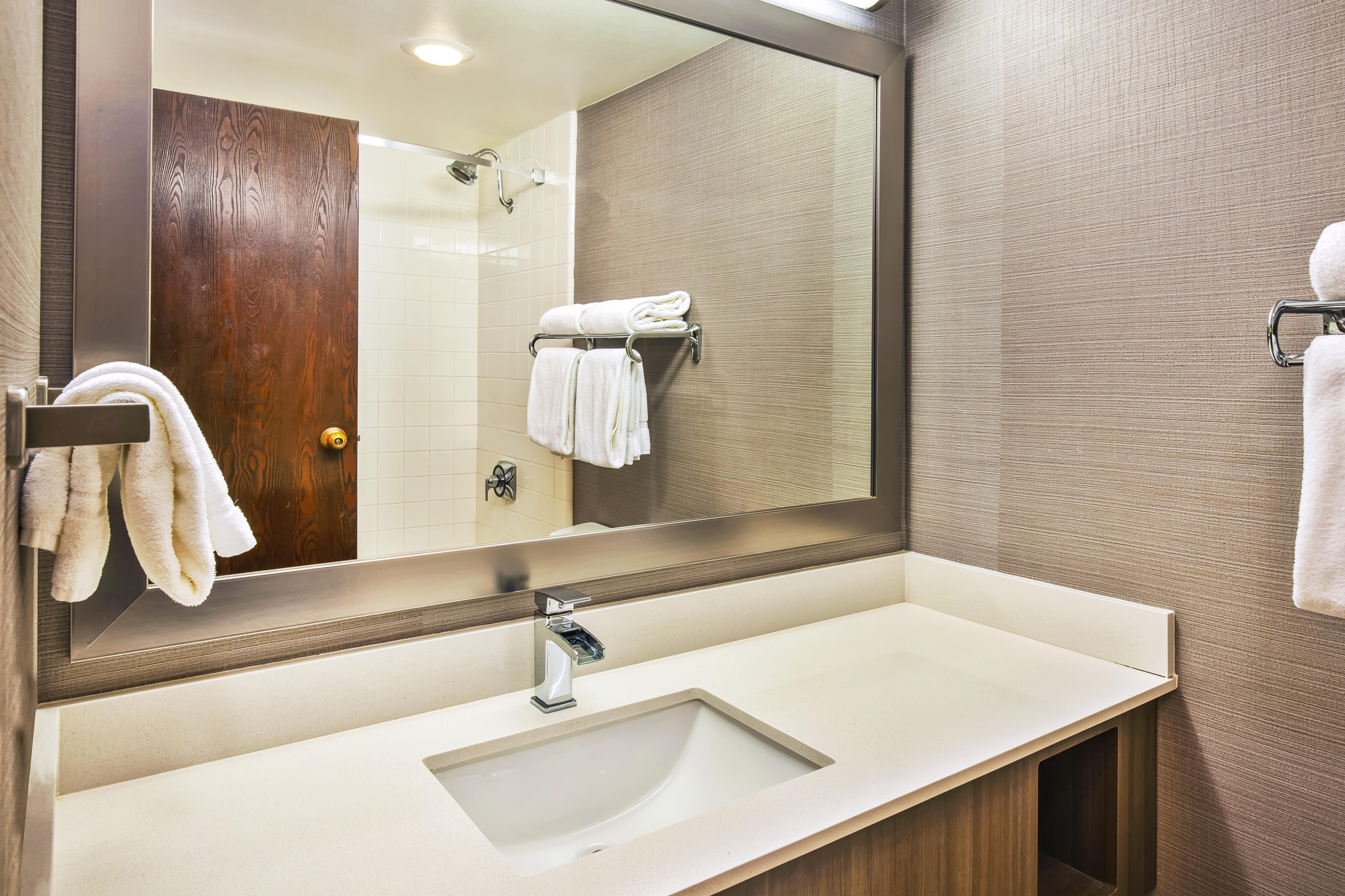 Doubletree By Hilton Rapid City Downtown Convention Center Exteriör bild