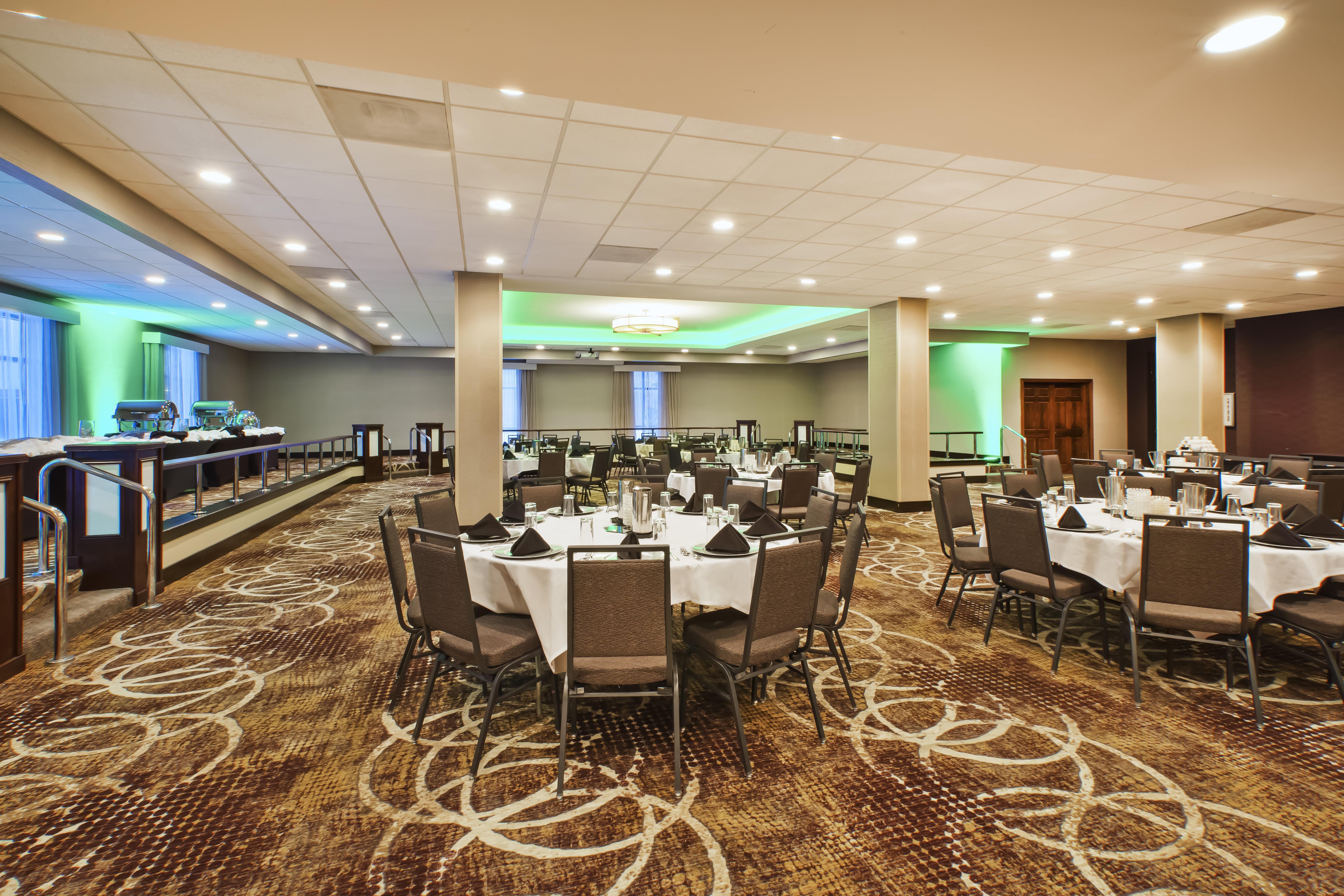 Doubletree By Hilton Rapid City Downtown Convention Center Exteriör bild