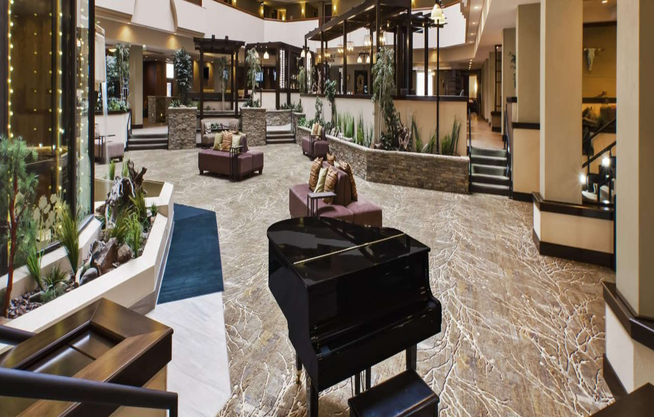 Doubletree By Hilton Rapid City Downtown Convention Center Exteriör bild